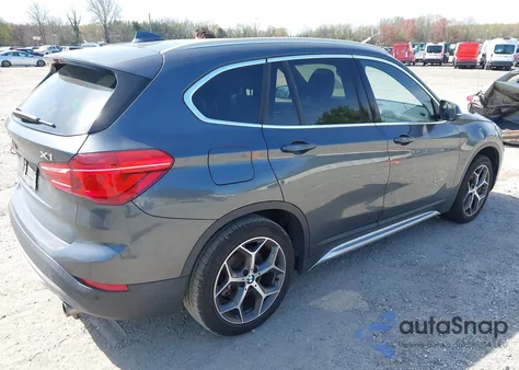 2017 BMW X1 xDrive28I из США, поврежденный, VIN WBXHT3C38H5F85335